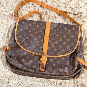 Louis Vuitton Saumur 35 Monogram crossbody messenger Bag Vintage 1989